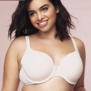 Cacique Lightly Lined T-Shirt Bra Underwire Creamy White Size 42C‎